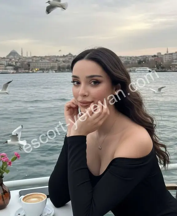 Lisa  preview